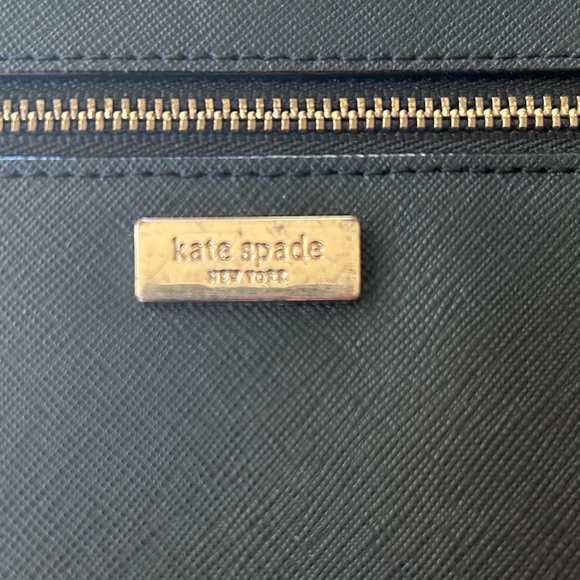 Kate Spade Black Leather Tinie Laurel Way Slim Profile Wristlet w/Outside Pocket - Picture 8 of 10